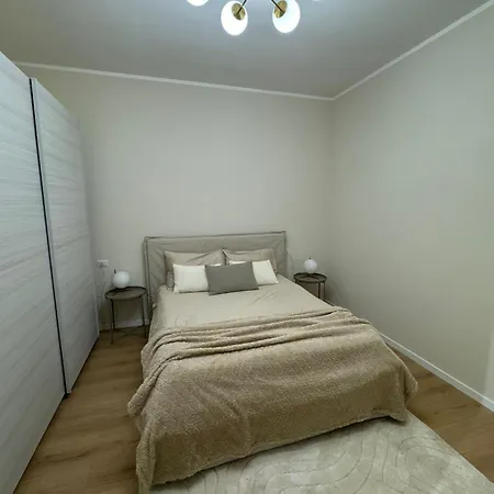 Julix - Roma Quadraro Apartment-2